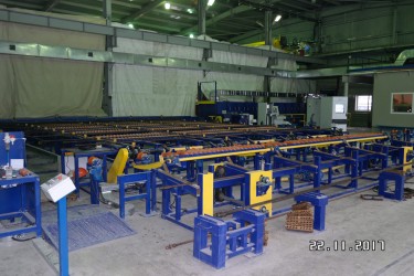 Assembly stand for SR piles