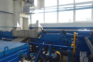Beam pumping unit washer
